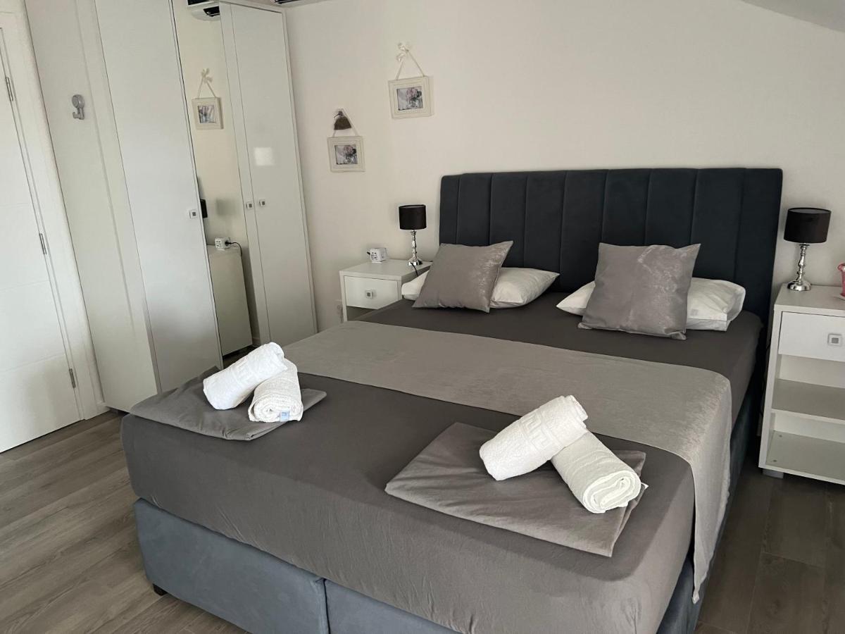 Apartments Villa Zdrava Trogir Exterior photo
